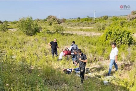 Azərbaycanda tələbələr qəzaya düşdü: Ölənlər var - FOTO